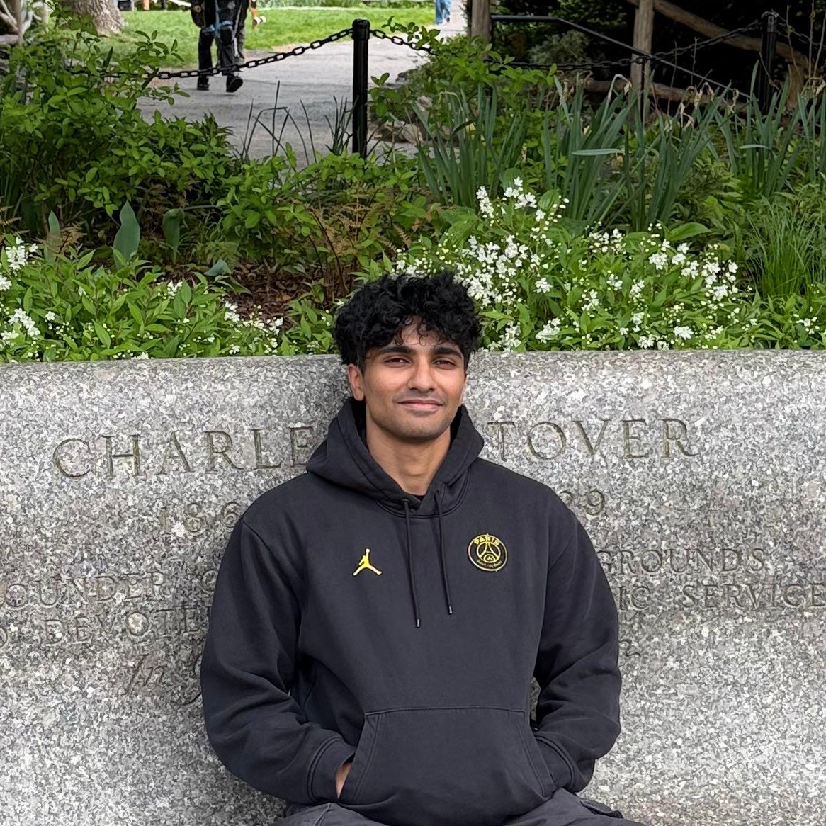 adil.jpg
