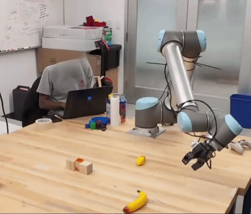 Constrained Motion Planning for Active 3D Reconstruction